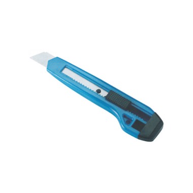 CUTTER S/609 PLASTICA mm 18