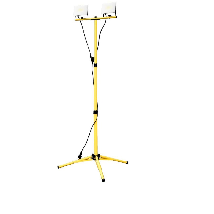KIT 2 PROIETTORI TYNEE PC 30W 4000K CABLIATI CON TREPIEDE KIT 2 PROIETTORI TYNEE PC 30W 4000K CABLIATI CON TREPIEDE